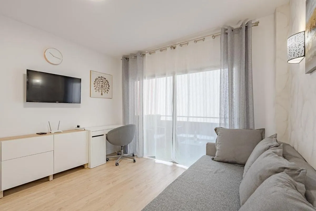 Modern And Cozy Apartment In Los Cristianos  Los Cristianos (Tenerife)